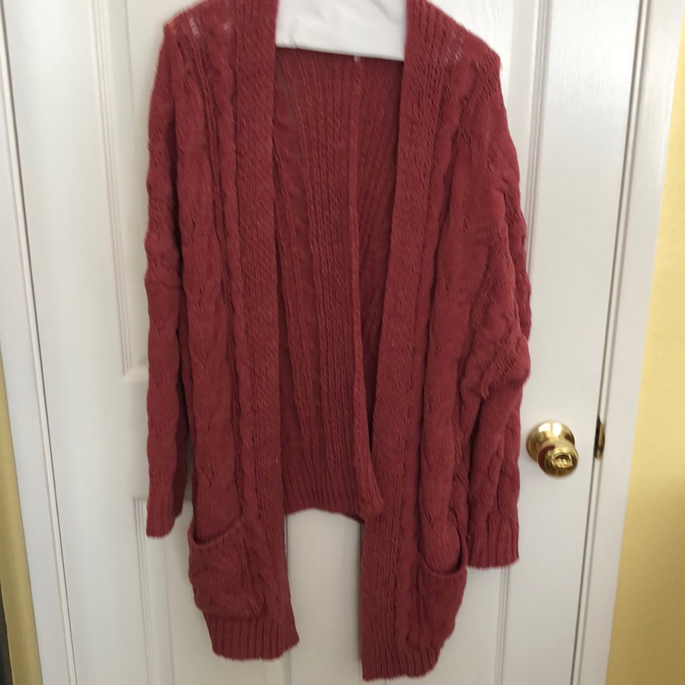 Open weave cardigan with pockets